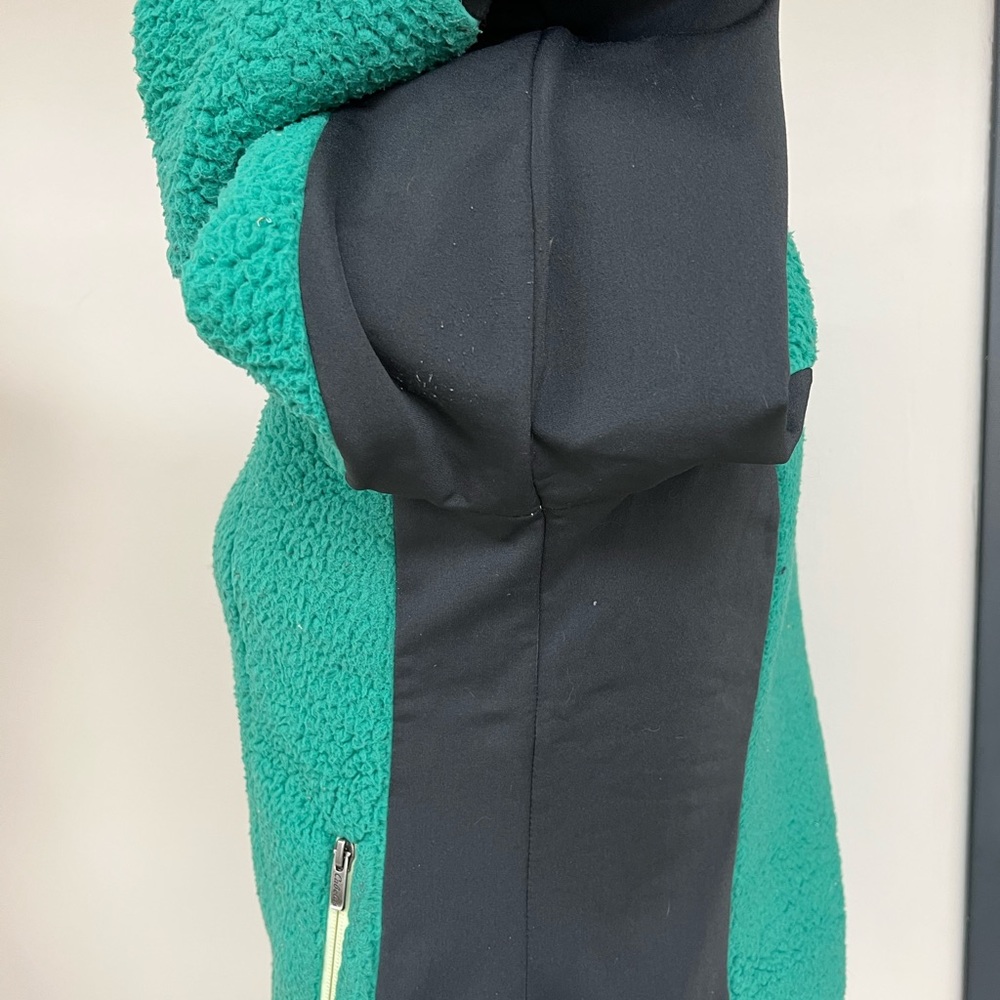 Cabela’s Sherpa Soft Shell Jacket M - image 7